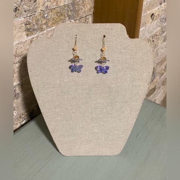 🌸💜🧚Fairycore Czech Glass Beaded Butterfly Flower Earrings - Picture 3 of 4